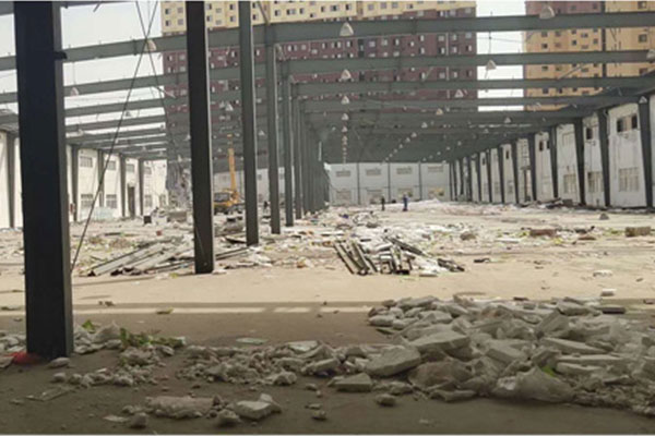 出售24加24米跨，192米長(zhǎng)，8米高，8米開間庫(kù)房